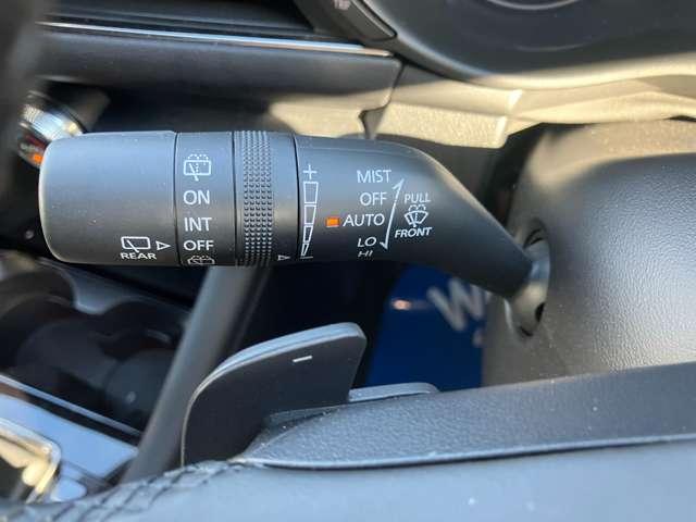 ＭＡＺＤＡ３ファストバック １．８　ＸＤ　ツーリング　ディーゼルターボ　試乗車アップ　禁煙車　４ＷＤ（20枚目）