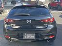 ＭＡＺＤＡ３ファストバック １．８　ＸＤ　ツーリング　ディーゼルターボ　試乗車アップ　禁煙車　４ＷＤ（5枚目）