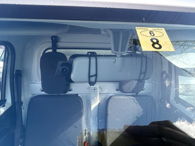 ハイゼットトラック 冷蔵冷凍車　デンソー製　－７℃設定　中温　ＡＴ　４ＷＤ　片側スライドドア　デジタルインナーミラー　片側９０°ストッパー　プラスチックスノコ　庫内灯　非常用ブザー（28枚目）