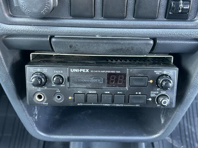 キャリイトラック 移動販売車　陳列棚　ＳＤレコーダー付車載アンプ　スピーカー　ＡＴ　ガラス扉　冷凍機　サーモキング製　‐５℃設定　キーレス　パワーウィンドウ　片側スライドドア　バックカメラ　ドラレコ（19枚目）