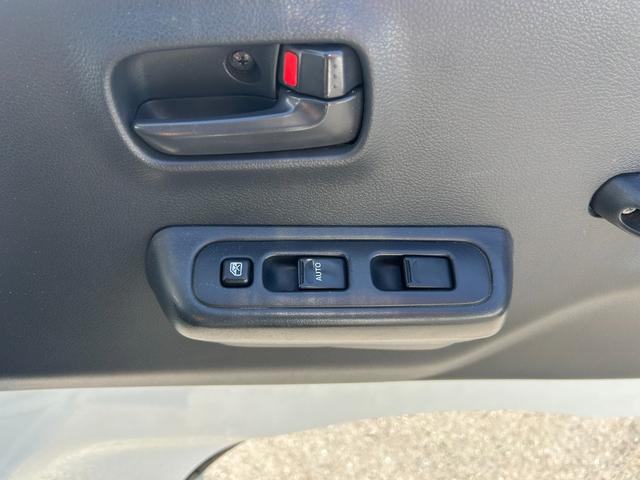 キャリイトラック 冷凍　冷蔵車　－２０℃設定　低温　ＡＴ　サーモキング製　片側スライド付　両側９０度ストッパー付　荷台カーテン付　木スノコ　キーレスキー　１コンプ（24枚目）