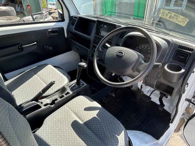 ＮＴ１００クリッパートラック 冷蔵車　冷凍車　菱重製　‐５℃設定　中温　ＡＴ　東洋ブラザー工業製　２コンプ　プラスチックスノコ　水抜１つ　片側スライドア　片側９０度ストッパー（15枚目）