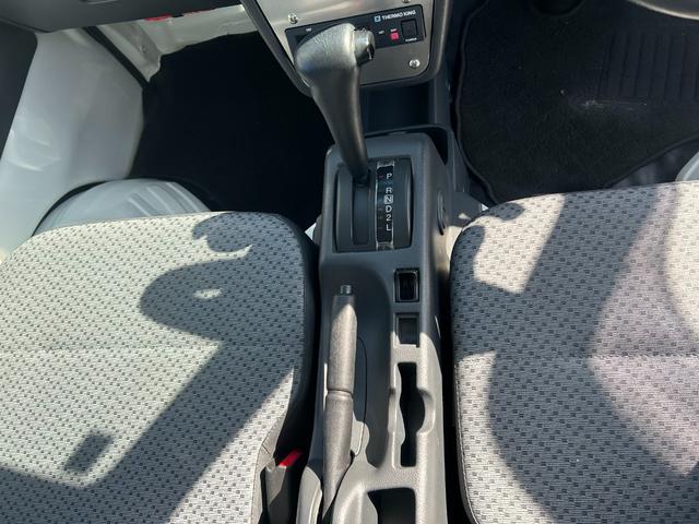 キャリイトラック 冷蔵 冷凍車 サーモキング製 ‐5℃設定 中温 AT ナビ ETC 集中ドアロック 片側スライド 木製スノコ 1コンプ(22枚目)