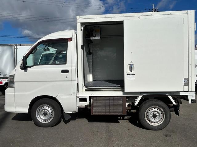 ハイゼットトラック 冷蔵 冷凍車 デンソー製 ‐7℃設定 中温 AT ETC 記録簿 プラスチックスノコ 片側スライド 片側90度ストッパー 水抜き2 パワーウィンドウ(6枚目)