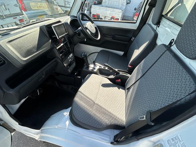 キャリイトラック 冷凍 冷蔵車 サーモキング製 -20℃設定 低温 AT 4WD ETC バックカメラ 室内灯 キーレス パワーウィンドウ 片側スライド 両側90度ストッパー付 荷室カーテン 木製スノコ(30枚目)