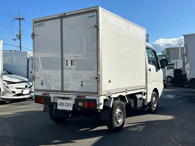 ハイゼットトラック 冷蔵　冷凍車　デンソー製　‐７℃設定　中温　ＡＴ　ナビ　ＴＶ　デジタルインナーミラー　バックモニター　ＥＴＣ　プッシュスタート　ドライブレコーダー　電動格納ミラー　ＬＥＤヘッドライト　コーナーセンサー　スマートアシスト　横滑り防止　プラスチックスノコ（8枚目）