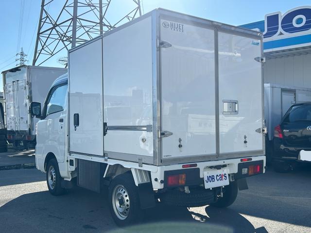 ハイゼットトラック 冷蔵　冷凍車　デンソー製　‐７℃設定　中温　ＡＴ　ナビ　ＴＶ　デジタルインナーミラー　バックモニター　ＥＴＣ　プッシュスタート　ドライブレコーダー　電動格納ミラー　ＬＥＤヘッドライト　コーナーセンサー　スマートアシスト　横滑り防止　プラスチックスノコ（9枚目）