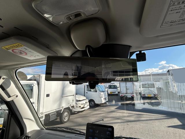 ハイゼットトラック 冷蔵　冷凍車　デンソー製　‐７℃設定　中温　ＡＴ　ナビ　ＴＶ　デジタルインナーミラー　バックモニター　ＥＴＣ　プッシュスタート　ドライブレコーダー　電動格納ミラー　ＬＥＤヘッドライト　コーナーセンサー　スマートアシスト　横滑り防止　プラスチックスノコ（31枚目）