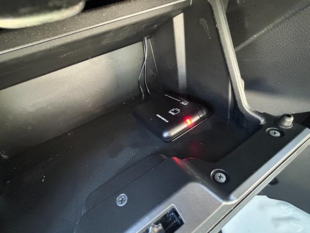 ハイゼットトラック 冷蔵　冷凍車　デンソー製　‐７℃設定　中温　ＡＴ　ナビ　ＴＶ　デジタルインナーミラー　バックモニター　ＥＴＣ　プッシュスタート　ドライブレコーダー　電動格納ミラー　ＬＥＤヘッドライト　コーナーセンサー　スマートアシスト　横滑り防止　プラスチックスノコ（35枚目）