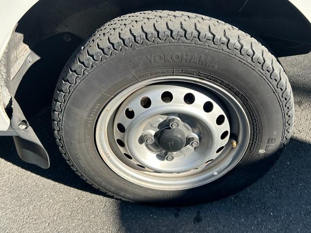 ハイゼットトラック 冷蔵　冷凍車　デンソー製　‐７℃設定　中温　ＡＴ　ナビ　ＴＶ　デジタルインナーミラー　バックモニター　ＥＴＣ　プッシュスタート　ドライブレコーダー　電動格納ミラー　ＬＥＤヘッドライト　コーナーセンサー　スマートアシスト　横滑り防止　プラスチックスノコ（42枚目）