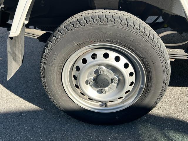 ハイゼットトラック 冷蔵　冷凍車　デンソー製　‐７℃設定　中温　ＡＴ　ナビ　ＴＶ　デジタルインナーミラー　バックモニター　ＥＴＣ　プッシュスタート　ドライブレコーダー　電動格納ミラー　ＬＥＤヘッドライト　コーナーセンサー　スマートアシスト　横滑り防止　プラスチックスノコ（43枚目）