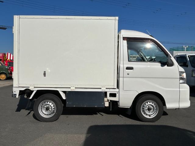 ハイゼットトラック 冷蔵 冷凍車 デンソー製 ‐7℃設定 中温 AT ETC 集中ドアロック プラスチックスノコ 片側スライド 片側90度ストッパー(5枚目)