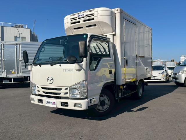 タイタントラック 冷蔵　冷凍車　東プレ製　‐５℃設定　中温　ＡＴ　横滑り防止　レーンアシスト　アイドリング　ＥＴＣ　電動格納ミラー　フォグランプ　プラスチックスノコ（2枚目）
