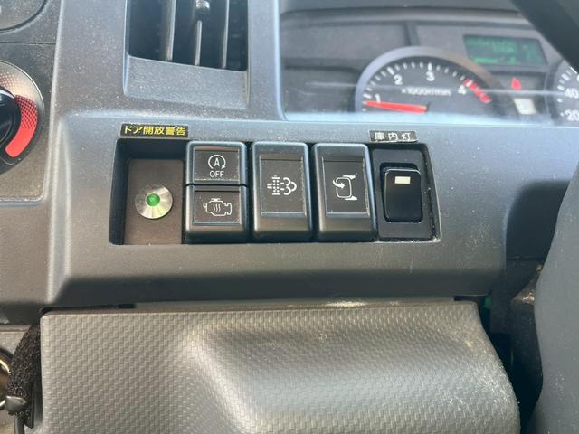 タイタントラック 冷蔵　冷凍車　東プレ製　‐５℃設定　中温　ＡＴ　横滑り防止　レーンアシスト　アイドリング　ＥＴＣ　電動格納ミラー　フォグランプ　プラスチックスノコ（11枚目）