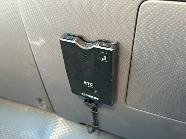 タイタントラック 冷蔵　冷凍車　東プレ製　‐５℃設定　中温　ＡＴ　横滑り防止　レーンアシスト　アイドリング　ＥＴＣ　電動格納ミラー　フォグランプ　プラスチックスノコ（12枚目）