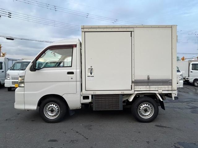 ハイゼットトラック 冷蔵 冷凍車 デンソー製 ‐7℃設定 AT 4WD ETC 集中ドアロック パワーウィンドウ 片側90度ストッパー プラスチックスノコ(6枚目)
