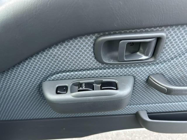 ハイゼットトラック 冷蔵 冷凍車 デンソー製 ‐7℃設定 AT 4WD ETC 集中ドアロック パワーウィンドウ 片側90度ストッパー プラスチックスノコ(26枚目)