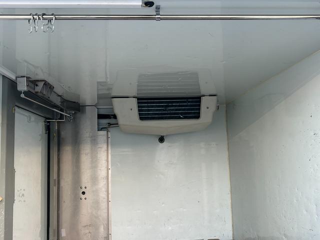 キャリイトラック 　冷蔵冷凍車　－２０℃設定　サーモキング　低温　４ＷＤ　オートマ　バックカメラ　キーレス　パワーウィンドウ　スノコ（11枚目）