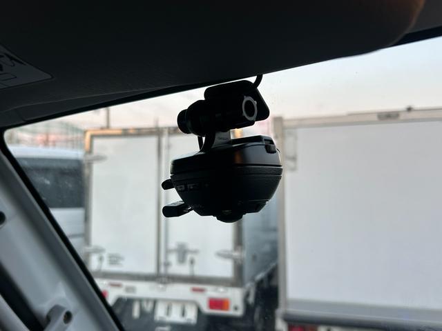 キャリイトラック 　冷蔵冷凍車　－２０℃設定　サーモキング　低温　４ＷＤ　オートマ　バックカメラ　キーレス　パワーウィンドウ　スノコ（22枚目）