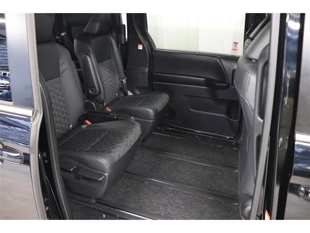 ヴォクシー ハイブリッドＳ－Ｚ　フルセグＴＶ　ディスプレイオーディオナビ　ＤＶＤ再生　バックカメラ　衝突被害軽減システム　ＥＴＣ　両側電動スライド　ＬＥＤヘッドランプ　乗車定員７人　３列シート　シートヒーター　Ｂｌｕｅｔｏｏｔｈ（24枚目）