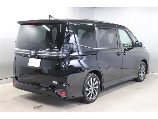 ヴォクシー ハイブリッドＳ－Ｚ　フルセグＴＶ　ディスプレイオーディオナビ　ＤＶＤ再生　バックカメラ　衝突被害軽減システム　ＥＴＣ　両側電動スライド　ＬＥＤヘッドランプ　乗車定員７人　３列シート　シートヒーター　Ｂｌｕｅｔｏｏｔｈ（34枚目）