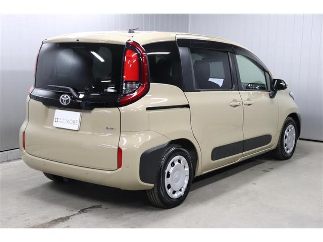 シエンタ ハイブリッドＧ　フルセグＴＶ　ディスプレイオナビ　パノラミックビューモニター　ＥＴＣ２．０　両側電動スライドドア　ＬＥＤヘッドランプ　オートドライブ　先進ライト　ブラインドスポットモニター　Ｂｌｕｅｔｏｏｔｈ（32枚目）