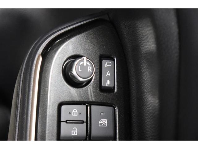 クラウンスポーツ PHEV SPORT サンルーフ 4WD フルセグTV ディスプレイオーディオナビ パノラミックビューモニター ETC2.0 LEDヘッドランプ パワーシート シートヒーター ベンチレーション 純正アルミ 電源コンセント(19枚目)