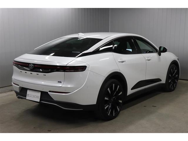 クラウンクロスオーバー ＲＳアドバンスド　４ＷＤ　ディスプレイオーディオナビ　フルセグ　バックカメラ　衝突被害軽減システム　ＥＴＣ　ＬＥＤヘッドランプ　ワンオーナー　パワーバックドア　パワーシート　シートヒーター　ベンチレーション（35枚目）