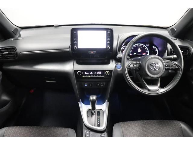 ヤリスクロス ハイブリッドＺ　フルセグＴＶ　ディスプレイオーディオナビ　ＤＶＤ再生　パノラミックビューモニター　ＥＴＣ２．０　ＬＥＤヘッドランプ　　Ｄ席パワーシート　シートヒーター　純正アルミ　ブラインドスポットモニター（3枚目）