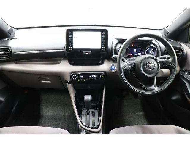 ヤリス ハイブリッドＧ　ディスプレイオーディオナビ　パノラミックビューモニター　ＬＥＤヘッドライト　ＥＴＣ　オートドライブ　コーナーセンサー　先進ライト　スマートキー　Ｂｌｕｅｔｏｏｔｈ（4枚目）