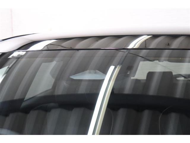 ���[�U�[���[�_�[�ƑO���J�����̂Q�̃Z���T�[�Ŋe�^�]�x�����u�̍쓮�ɕK�v����F�����Ă��܂��B