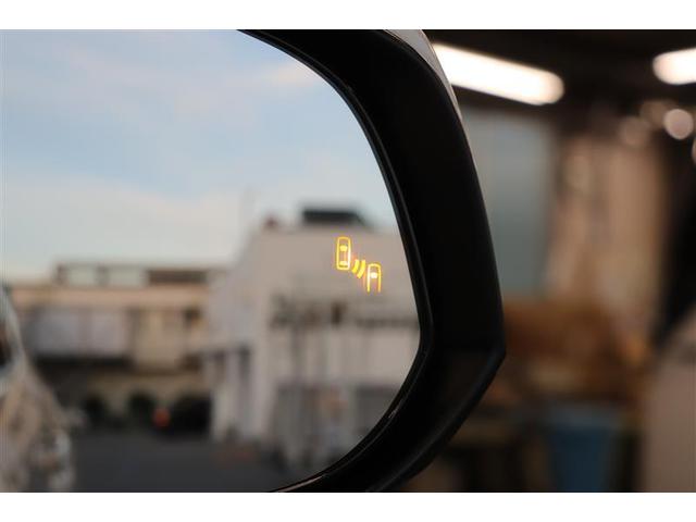 �Ԑ��ύX���̌����ɂ����΂ߌ���̎��p����̎ԗ��ڋ߂��h�A�~���[�̃����v�ł��m�点���Ă����u���C���h�X�|�b�g���j�^�[