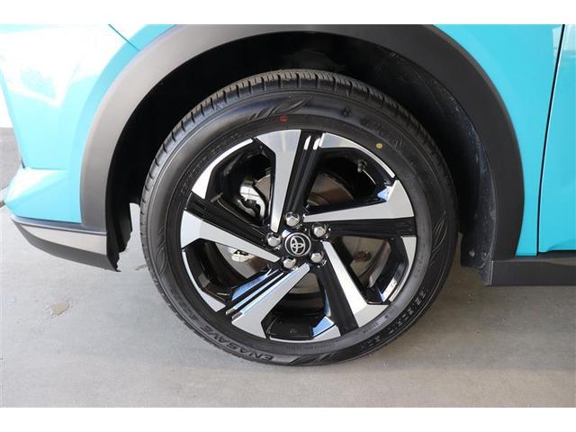 �A���~�z�C�[���͌����ڂ��i�D�悭�A�S�̂̈�ۂ��������߂Ă���܂��B