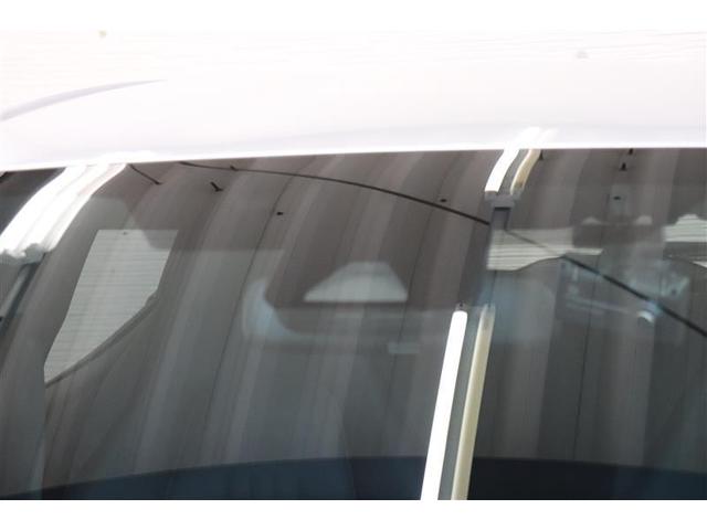 ���[�U�[���[�_�[�ƑO���J�����̂Q�̃Z���T�[�Ŋe�^�]�x�����u�̍쓮�ɕK�v����F�����Ă��܂��B