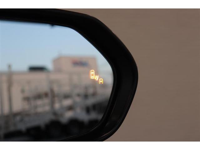 �Ԑ��ύX���̌����ɂ����΂ߌ���̎��p����̎ԗ��ڋ߂��h�A�~���[�̃����v�ł��m�点���Ă����u���C���h�X�|�b�g���j�^�[