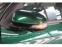 対向車からの視認性も高いサイドターンランプ付きドアミラー。