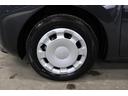 こちらのお車は現状での販売とさせて頂いております。タイヤの状態や残り溝など実際にご確認ください。