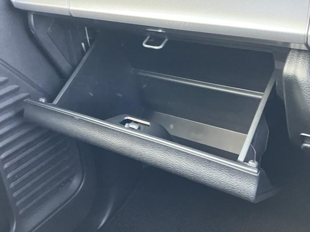 スペーシア ＨＹＢＲＩＤ　Ｘ　全方位カメラ付きナビゲーション・ＥＴＣ　衝突被害軽減ブレーキ・後退時ブレーキサポート・パワースライドドア・フルオートエアコン・ＵＳＢ給電・シートヒーター・キーレスプッシュスタート・ステアリングオーディオスイッチ（29枚目）