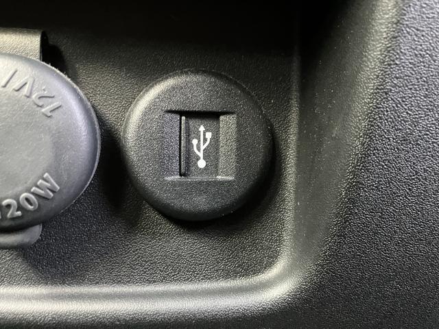 スペーシア ＨＹＢＲＩＤ　Ｘ　全方位カメラ付きナビゲーション・ＥＴＣ　衝突被害軽減ブレーキ・後退時ブレーキサポート・パワースライドドア・フルオートエアコン・ＵＳＢ給電・シートヒーター・キーレスプッシュスタート・ステアリングオーディオスイッチ（33枚目）