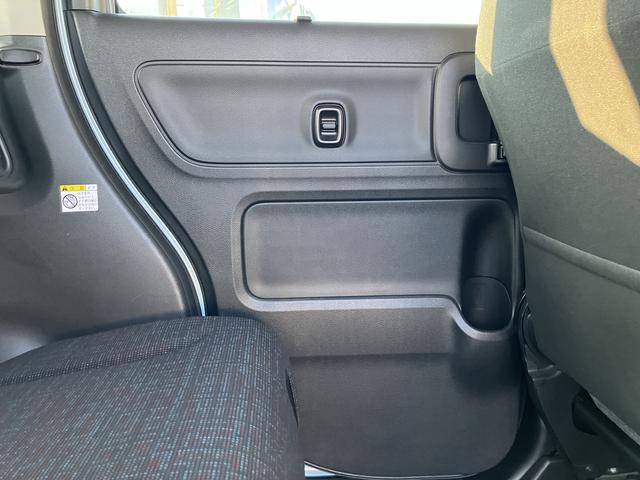 スペーシア ＨＹＢＲＩＤ　Ｘ　全方位カメラ付きナビゲーション・ＥＴＣ　衝突被害軽減ブレーキ・後退時ブレーキサポート・パワースライドドア・フルオートエアコン・ＵＳＢ給電・シートヒーター・キーレスプッシュスタート・ステアリングオーディオスイッチ（42枚目）