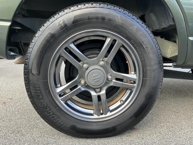 ジムニー ＬＡＮＤ　ＶＥＮＴＵＲＥ　１０型　バックカメラ付きナビ　ステアリングオーディオスイッチ・フォグランプ・キーレスエントリー・（19枚目）