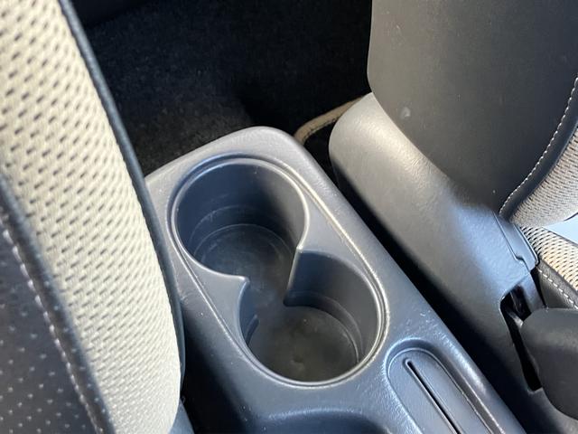 ジムニー ＬＡＮＤ　ＶＥＮＴＵＲＥ　１０型　バックカメラ付きナビ　ステアリングオーディオスイッチ・フォグランプ・キーレスエントリー・（28枚目）