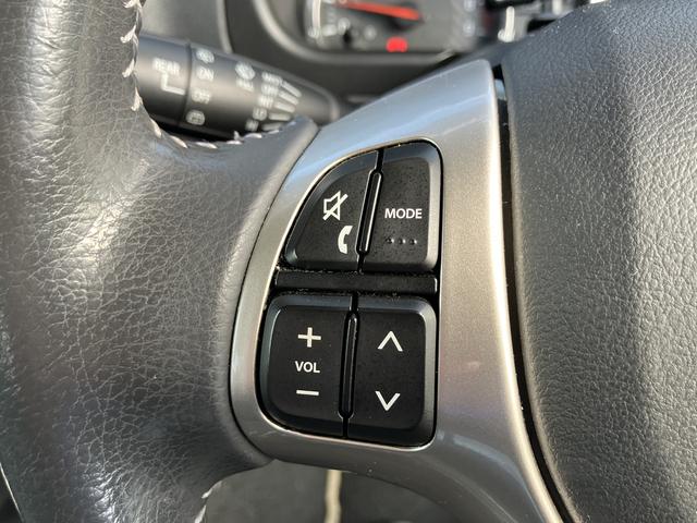 ジムニー ＬＡＮＤ　ＶＥＮＴＵＲＥ　１０型　バックカメラ付きナビ　ステアリングオーディオスイッチ・フォグランプ・キーレスエントリー・（37枚目）