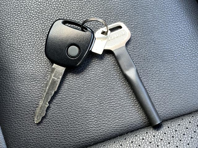 ジムニー ＬＡＮＤ　ＶＥＮＴＵＲＥ　１０型　バックカメラ付きナビ　ステアリングオーディオスイッチ・フォグランプ・キーレスエントリー・（61枚目）