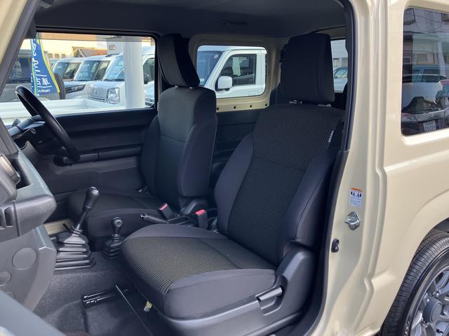 ジムニー ＸＣ　５ＭＴ　キーレスプッシュスタート・フルオートエアコン　衝突被害軽減ブレーキ・ＬＥＤヘッドランプ・シートヒーター・ステアリングオーディオスイッチ・クルーズコントロール・フォグランプ（13枚目）