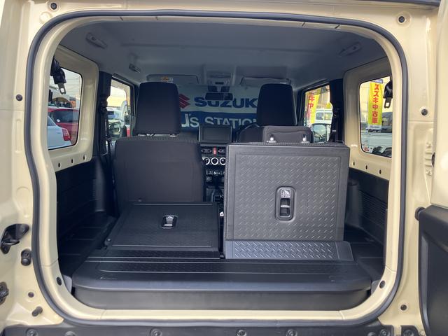 ジムニー ＸＣ　５ＭＴ　キーレスプッシュスタート・フルオートエアコン　衝突被害軽減ブレーキ・ＬＥＤヘッドランプ・シートヒーター・ステアリングオーディオスイッチ・クルーズコントロール・フォグランプ（21枚目）