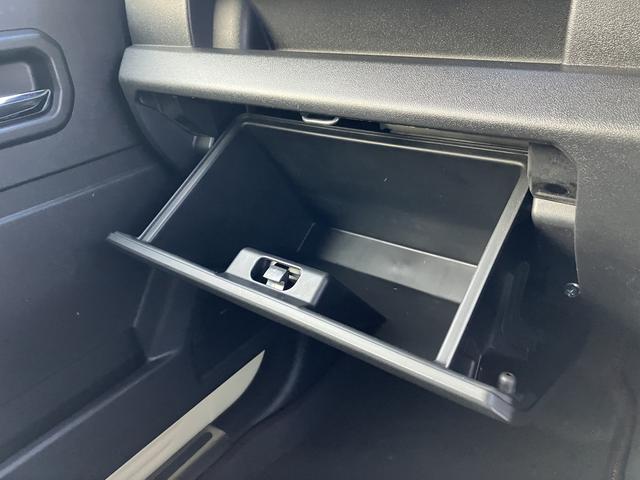 ジムニー ＸＣ　５ＭＴ　キーレスプッシュスタート・フルオートエアコン　衝突被害軽減ブレーキ・ＬＥＤヘッドランプ・シートヒーター・ステアリングオーディオスイッチ・クルーズコントロール・フォグランプ（29枚目）