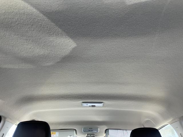 フロンクス ２ＷＤ・全方位カメラ付９インチナビゲーション・スズキコネクト　衝突被害軽減ブレーキ・後退時ブレーキサポート・電動パーキングブレーキ・ブレーキホールド・ワイヤレス充電器・シートヒーター・リヤヒーターダクト・ＬＥＤデイタイムランニングランプ・ＬＥＤポジションランプ（12枚目）