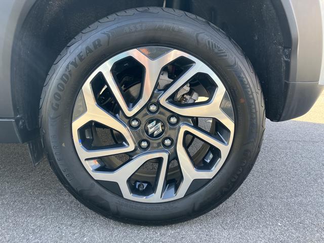 フロンクス ２ＷＤ・全方位カメラ付９インチナビゲーション・スズキコネクト　衝突被害軽減ブレーキ・後退時ブレーキサポート・電動パーキングブレーキ・ブレーキホールド・ワイヤレス充電器・シートヒーター・リヤヒーターダクト・ＬＥＤデイタイムランニングランプ・ＬＥＤポジションランプ（19枚目）