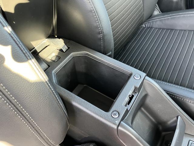 フロンクス ２ＷＤ・全方位カメラ付９インチナビゲーション・スズキコネクト　衝突被害軽減ブレーキ・後退時ブレーキサポート・電動パーキングブレーキ・ブレーキホールド・ワイヤレス充電器・シートヒーター・リヤヒーターダクト・ＬＥＤデイタイムランニングランプ・ＬＥＤポジションランプ（69枚目）